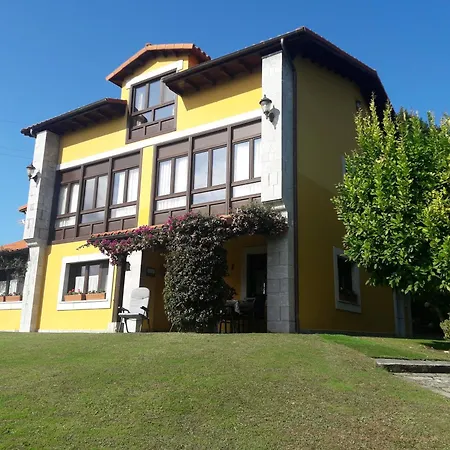 El Corral Del Acebo * Nueva De Llanes