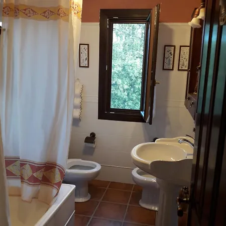 El Corral Del Acebo Country house *