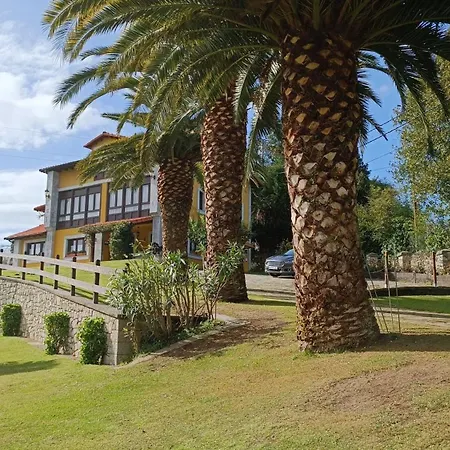 El Corral Del Acebo Nueva de Llanes